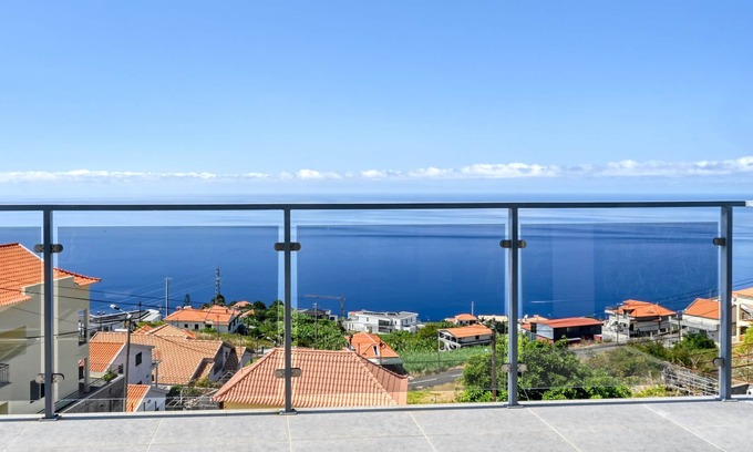 Tabua Villa | Bairos House, a Home in Madeira