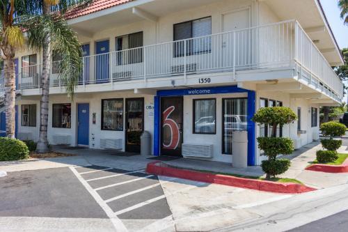 West Park Community Hotel | Bakersfield - Motel