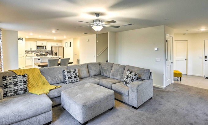Pumpkin Center House | Bakersfield Vacation Rental w/ Private Yard!