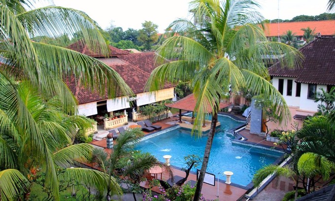 Kartika Plaza Hotel | Bakung Beach Resort