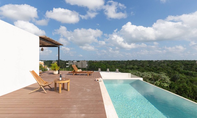 La Veleta House | Balba 3 By Loclkey