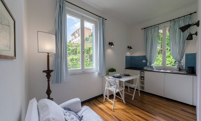 Vernazza Apartment | Balcony Apartment B Vernazza, Vernazza, Italy