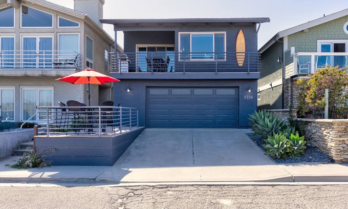 Oceano House | Balcony Barbecue Dunes Hangout - Accommodates up to 12 Guests!