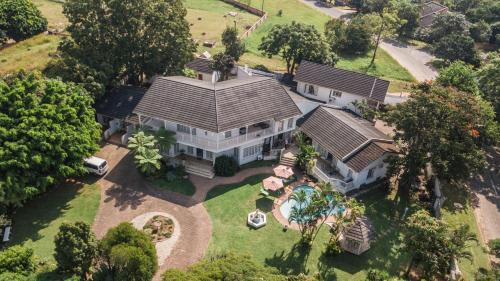White River Bed & Breakfast | Balcony Manor