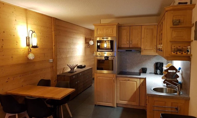Flaine Apartment | Balcony, tv, ski locker, 29m², Flaine