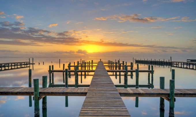 Flour Bluff House | Balcony w/Bay View | Shared Pool + Boat Dock | Fat Flounder by AvantStay