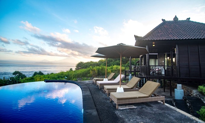 Mushroom Bay Hotel | Bali Belva