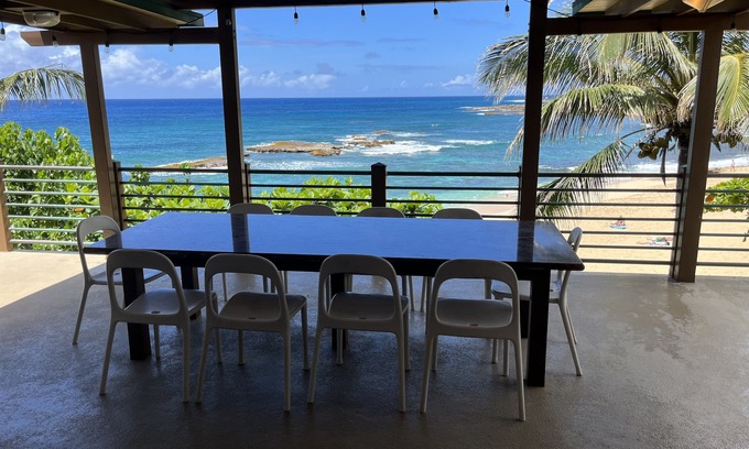 Pupukea House | Bali-Inspired White Sand Beachfront House w/Large Deck, GYM, & Lots of Toys!nn