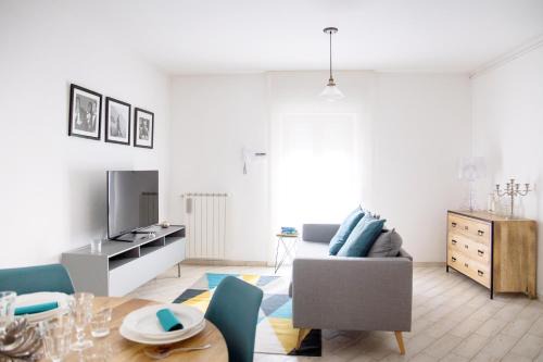 Lesa Apartment | Ballatoio Apartment by the Lake