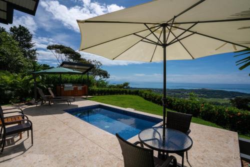 Ballena Villa | Ballena Alta Vista Villas