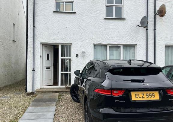 Ballycastle House | Ballycastle, Strand Cottages Modern Home