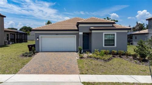 Haines City House | Balmoral Resort-222MCV home