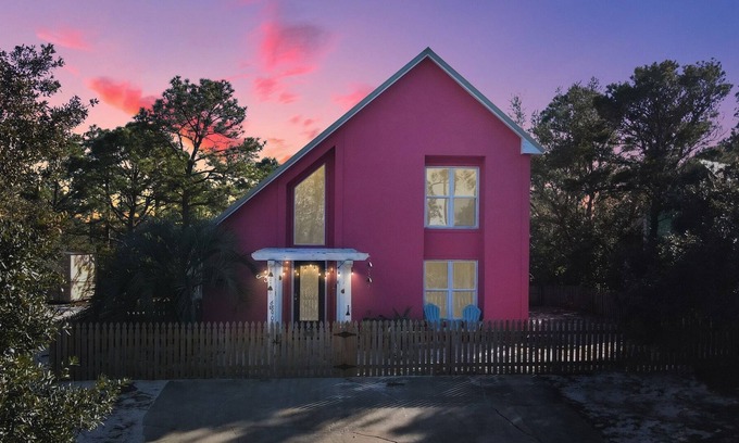 Surf Side Shores House | Bama Beach Dreams Large Fenced-In Yard Private Beach Access