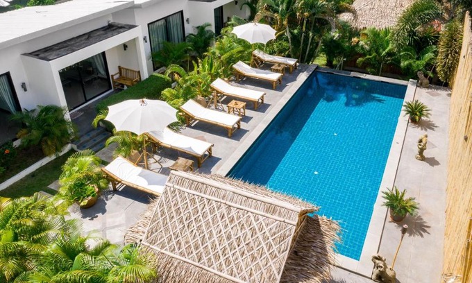 Mae Nam Hotel | Bamboo Resort Samui