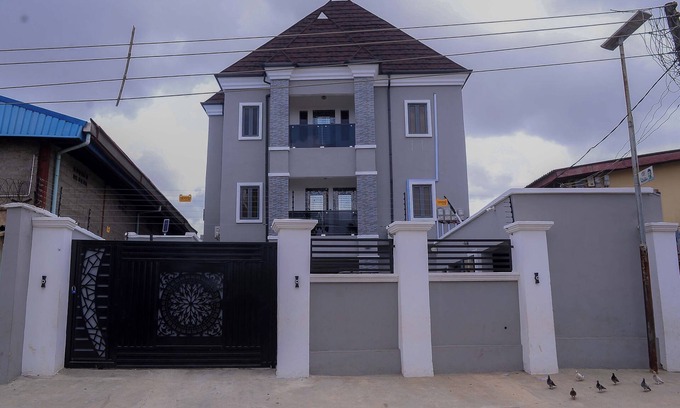 Surulere Apartment | Bamgbose Apartments in Surulere, Lagos Nigeria