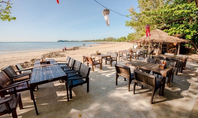 Ko Lanta Hotel | Banana Beach Resort