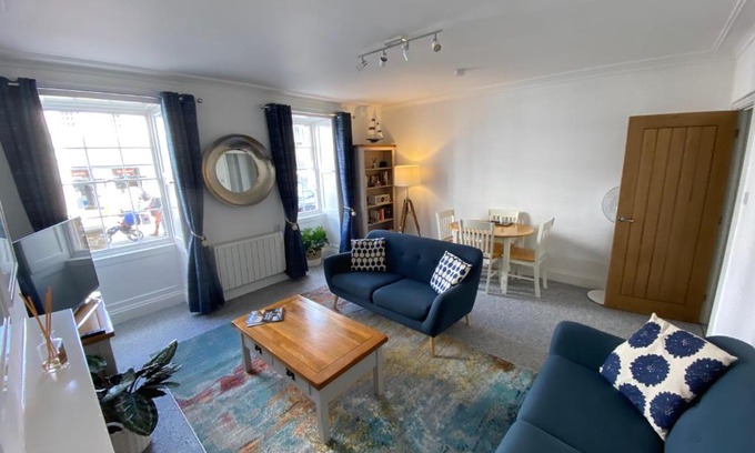 Mylor Churchtown Apartment | Bank Place