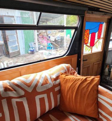 Southern Boat Rental | Banksia Bus