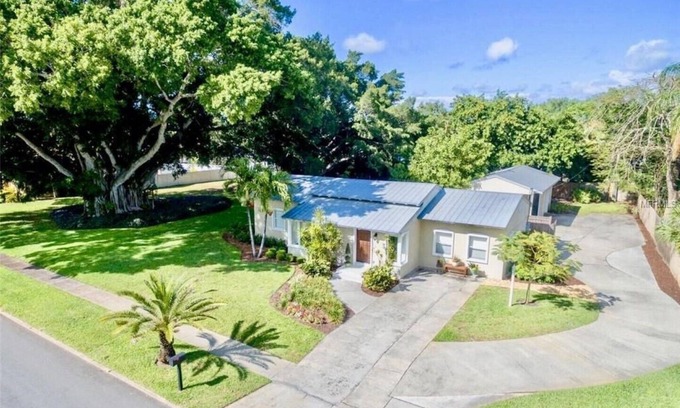 Harbor Hills House | Banyan Bungalow - Great NW Bradenton Location!