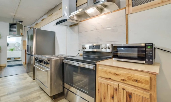 Barbeau Apartment | Barbeau Studio close to St Mary's River
