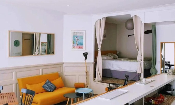 Saint-Donatien Apartment | BARBUAT, grand cosy