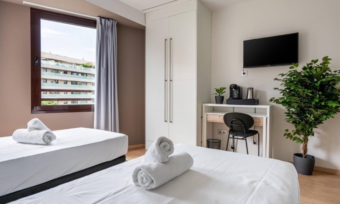 Sarria Apartment | Barcelona C. de Fontcoberta | Twin Room