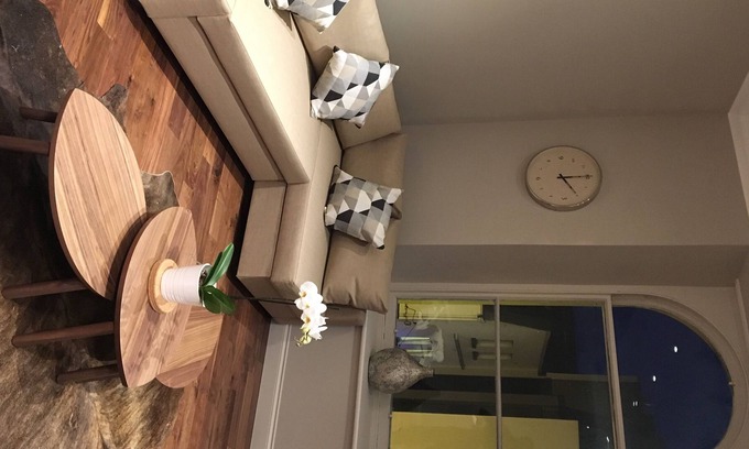 Kelso Apartment | Barclay House is a stylish townhouse apartment set in the heart of Kelso.