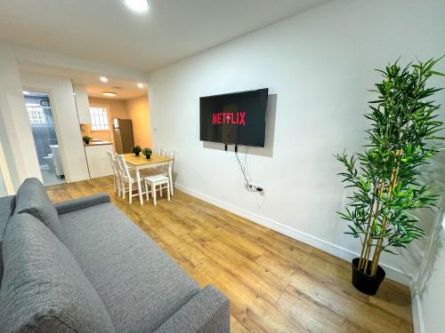 Delicias Apartment | Bardaji del Pilar Turistea