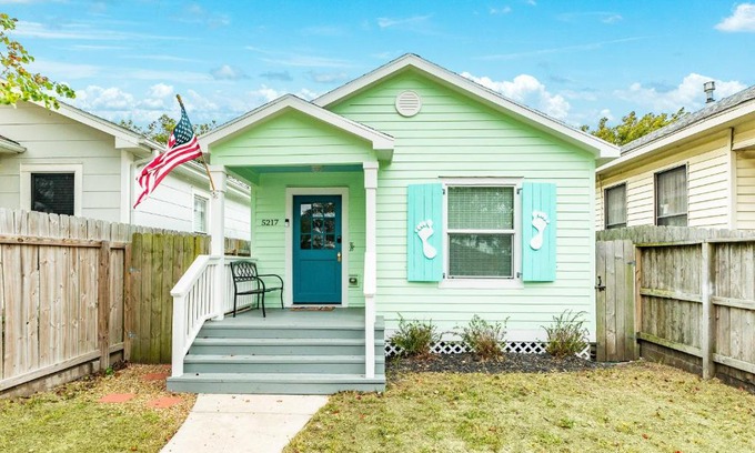Galveston House | Barefoot Coastal Cottage