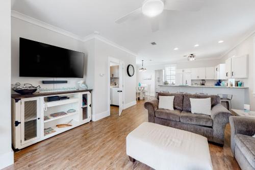 Port St. Joe House | Barefoot Cottages #B8 Jasmine by the Bay