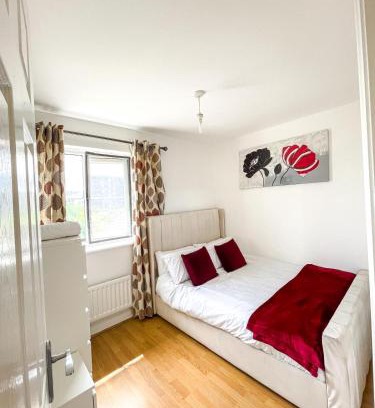 Thames House | Barking Leisure and Contractor Stays