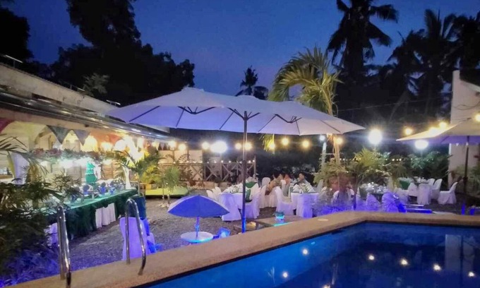 Danao Hotel | Barn Resort