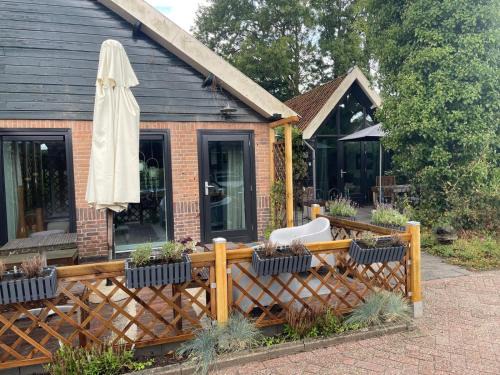 Woudrichem Apartment | Barnhouse