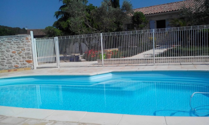 Baron Villa | Baron Gard single-storey villa with swimming pool