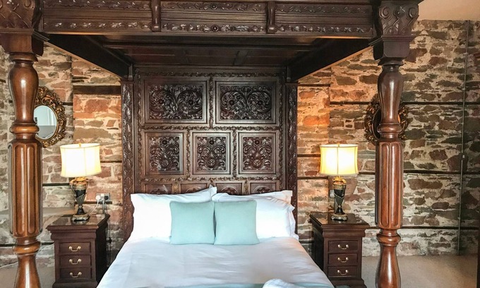 Lynton Cottage | Baronet's Quarters