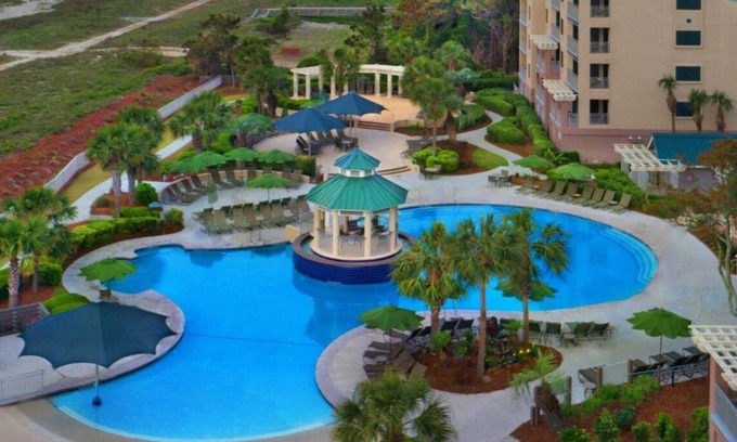 Folly Field Resort | BARONY BEACH CLUB - HILTON HEAD ISLAND