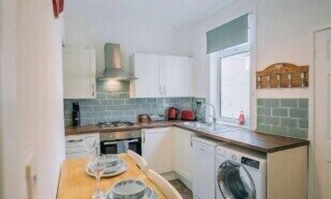 Darlington House | Barron House | Horizon Stays