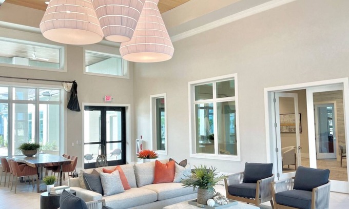 Palmetto Apartment | Barsala l Modern 1BD, Stay Near the Bay