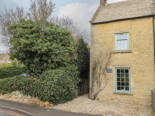 Bourton House | Barton Cottage