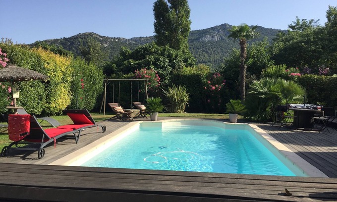 Gemenos Villa | Bas de Villa standing en Provence proche Cassis, la Ciotat calme avec piscine