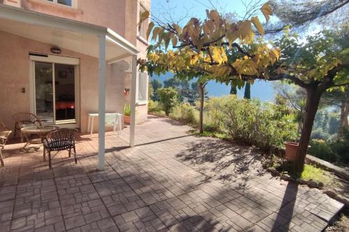 Le Revest-les-Eaux Apartment | Bas de Villa T3 - Calme et Vue Panoramique