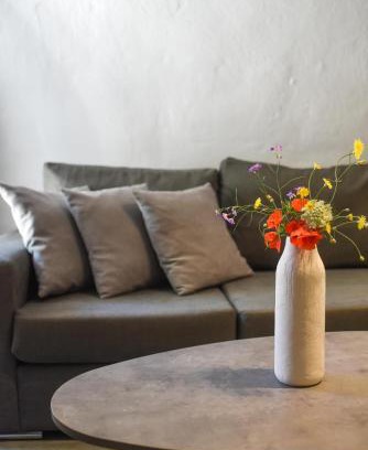 East Mani House | Basil Tree Stonehouse