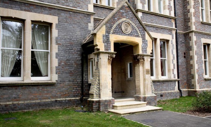 Basingstoke Apartment | Basingstoke Apartments - Sherborne House, City Centre Victorian Apartments