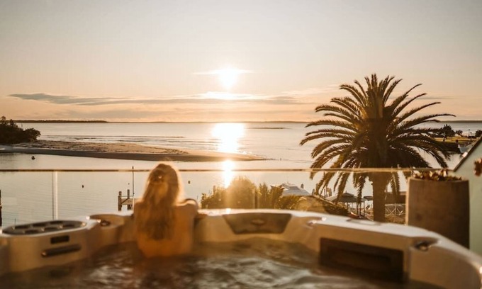 Huskisson House | Bask Jervis Bay Summa