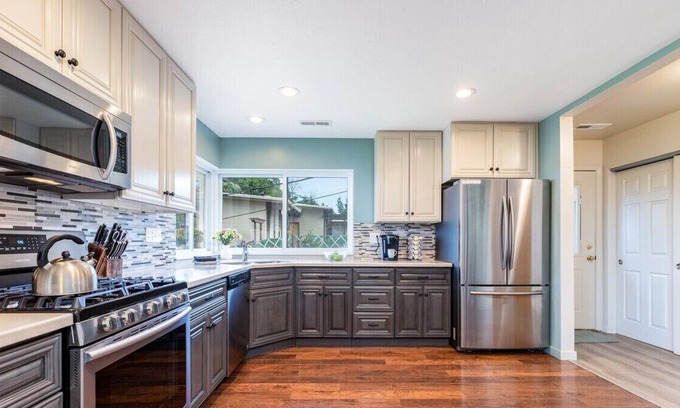 Canyon Rim Apartment | Basketball-Pickleball-Close to Skiing