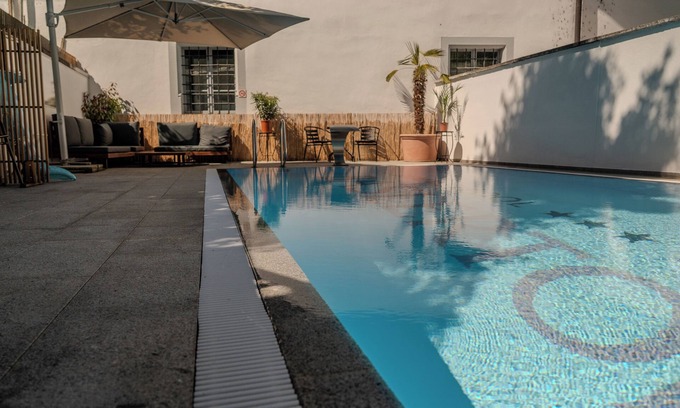 Lucerne Hotel | BASLERTOR Summer Pool Hotel