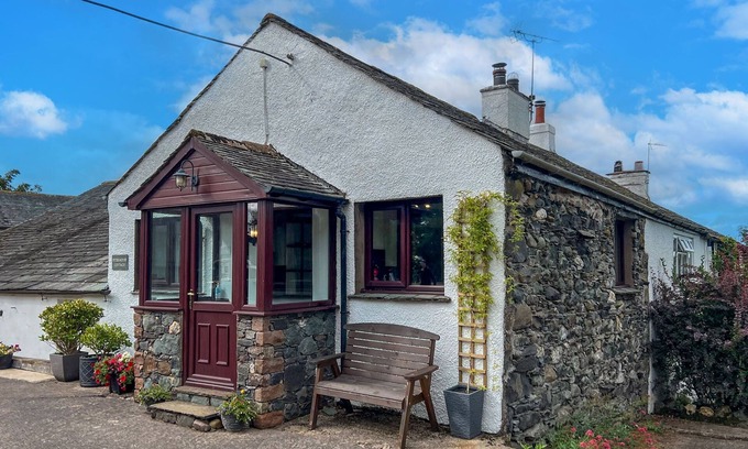 Keswick Cottage | Bassenthwaite Farm Cottage - a cottage that sleeps 5 guests in 2 bedrooms
