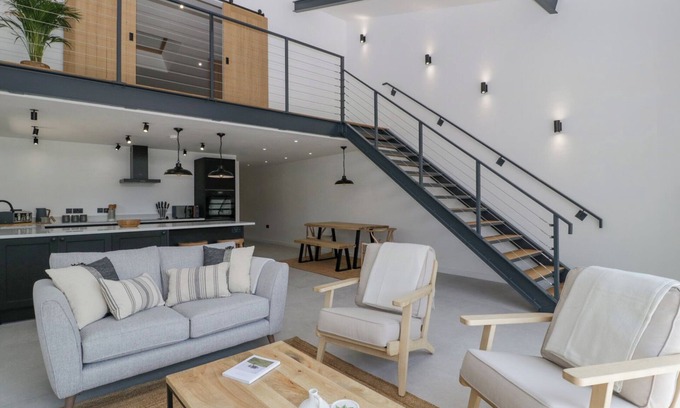 Hatherleigh Cottage | Basswood Barn