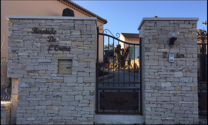 Forcalquier Apartment | Bastide de l'orme