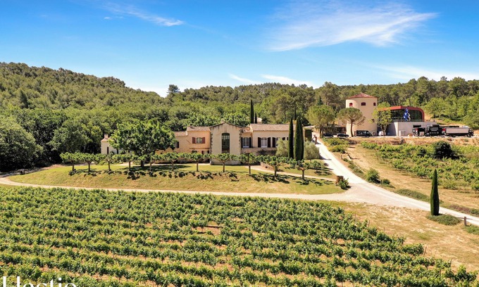 Le Puy-Sainte-Reparade House | Bastide | Domaine Tour Campanets